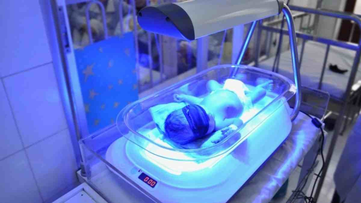 مواصفات اجهزة العلاج الضوئي لحديثي الولادة